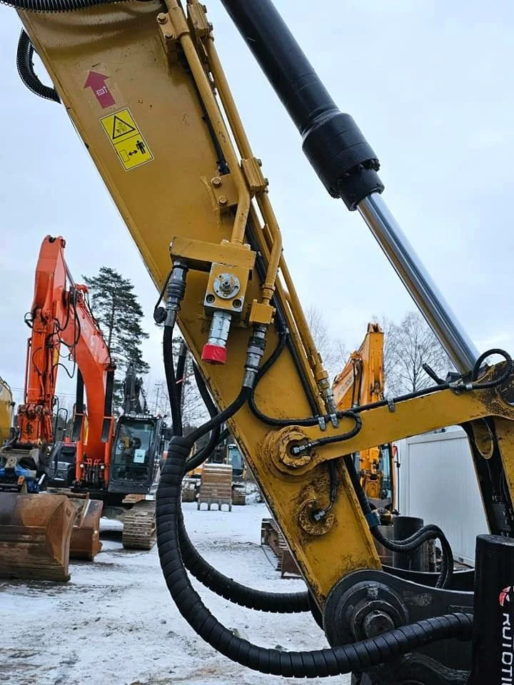 cat 311 f lrr 33