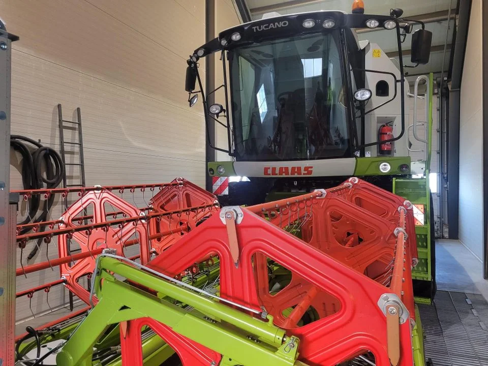 Moissonneuse Batteuse CLAAS TUCANO 430 – Image 3