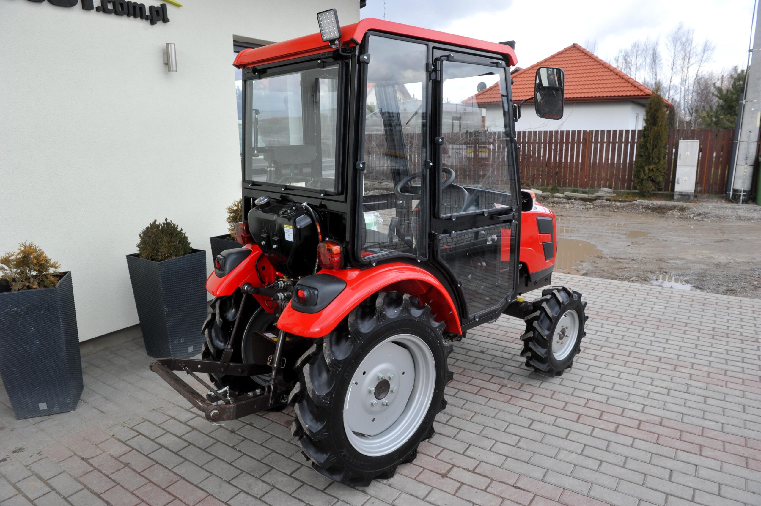 Massey FergusonMF6028 – Image 19