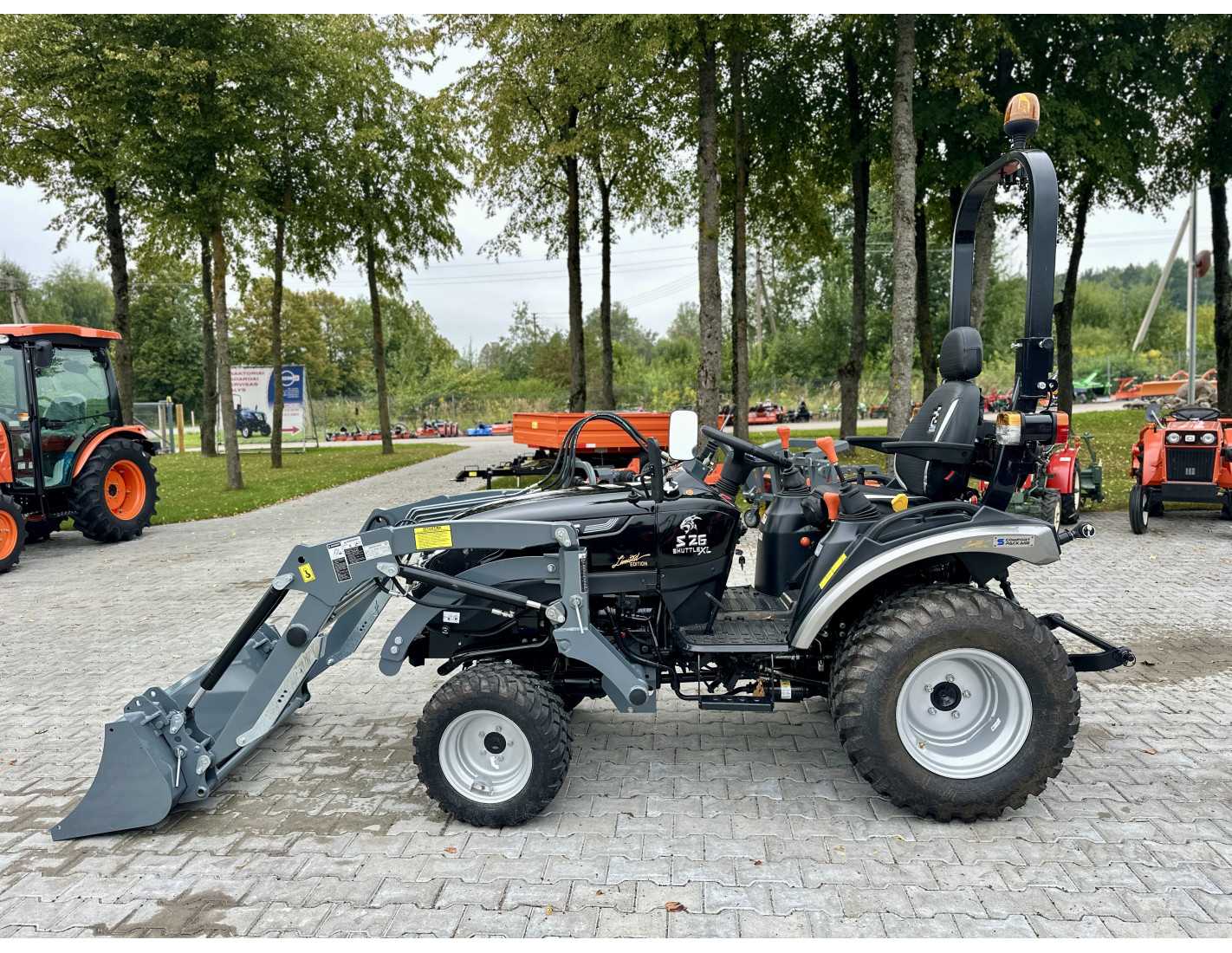 SOLIS S26 (9+9) avec chargeur frontal (édition limitée) – Image 8